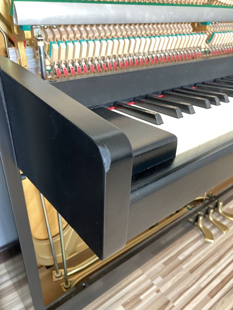 Perfekcyjne Pianino Yamaha M5J (transport do uzgodnienia)