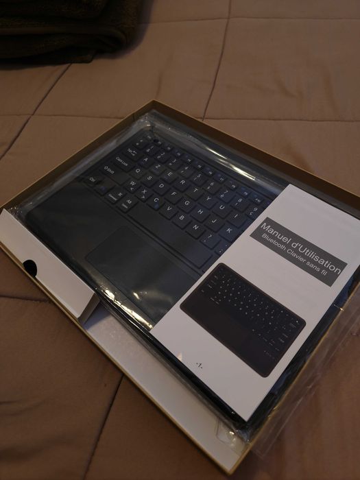 Carcasa com teclado Bluetooth para Samsung Galaxy Tab S10 Plus