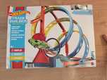 Hot wheels track builder