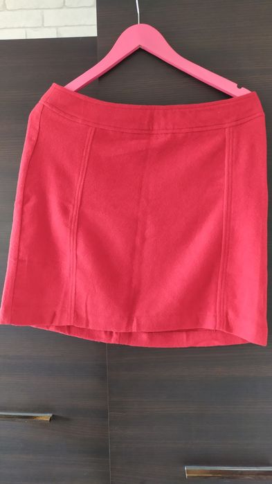 Czerwona spódniczka mini L