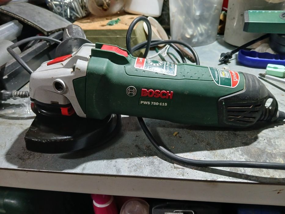 Rebarbadora BOSCH 750-115 AVARIADA