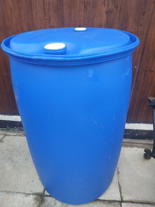 Beczka plastikowa 220 l
