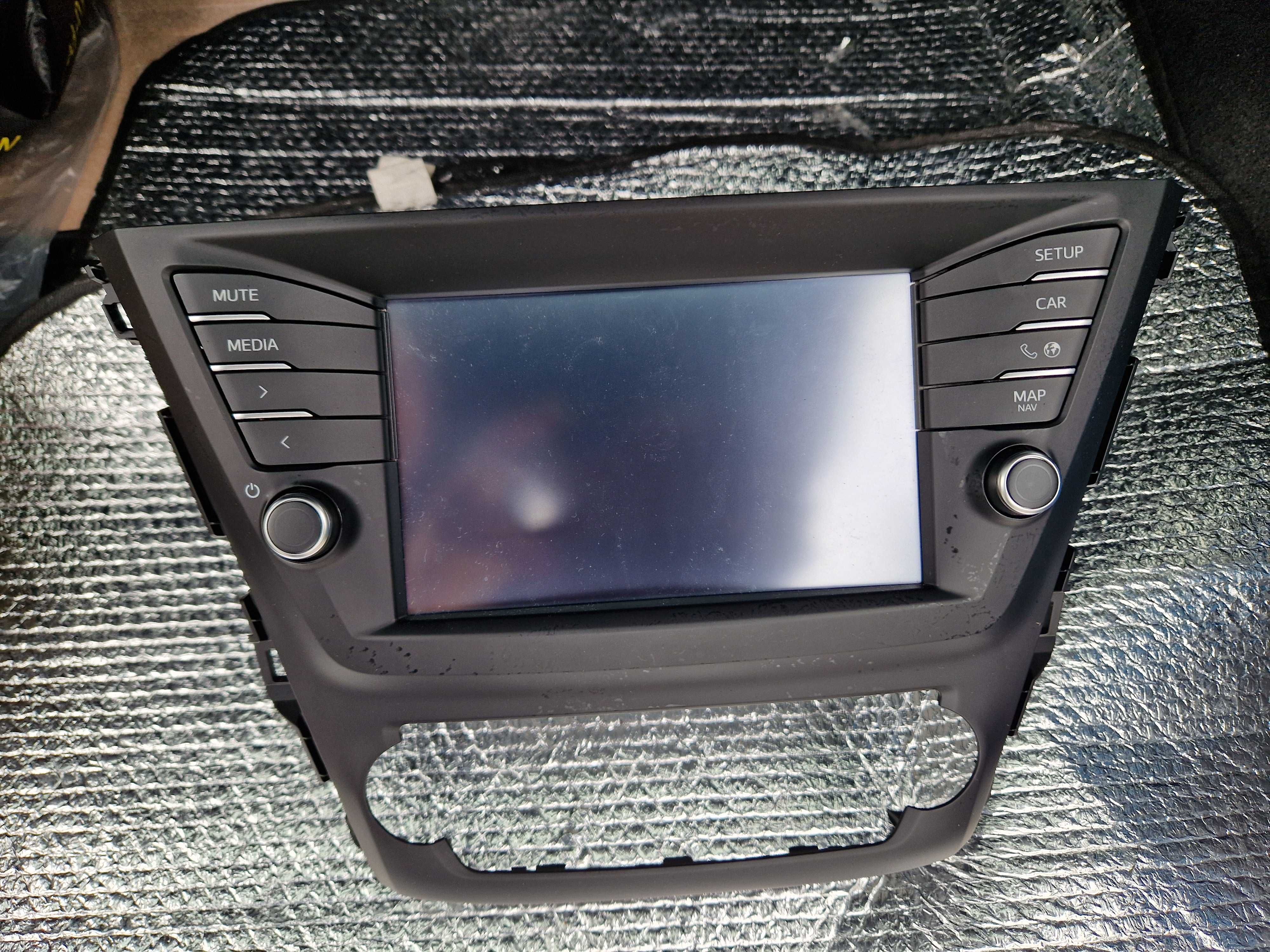 Toyota Avensis T29 15-18 radio nawigacja OEM