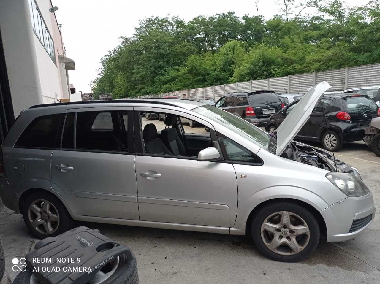 Шрот, розборка, запчастини Opel Zafira B, Опель зефіра Б двигун