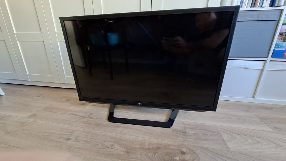 Telewizor LG LCD 42 cale
