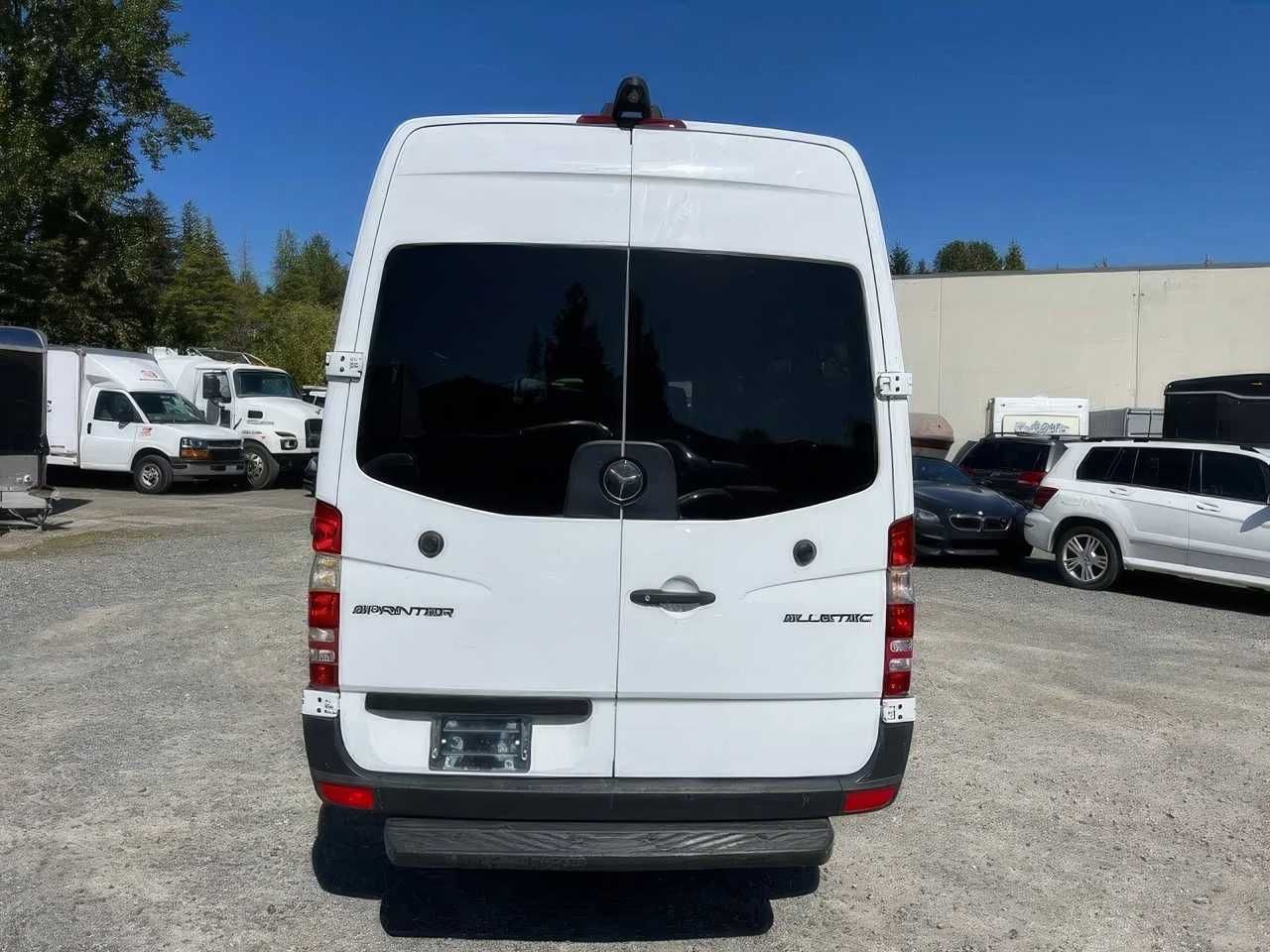 2015 Mercedes-Benz Sprinter 2500 170 WB Passenger Van RWD