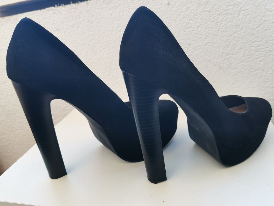 Жіночі туфлі на підборах