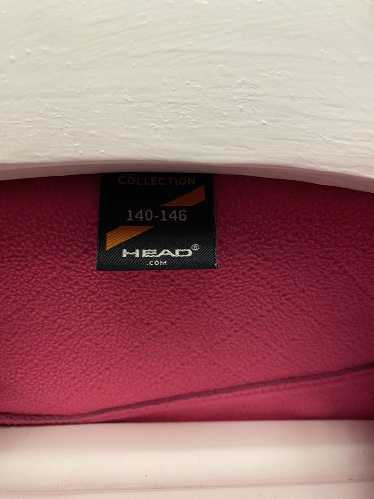 Продам теплую куртку от бренда Head 140-146
