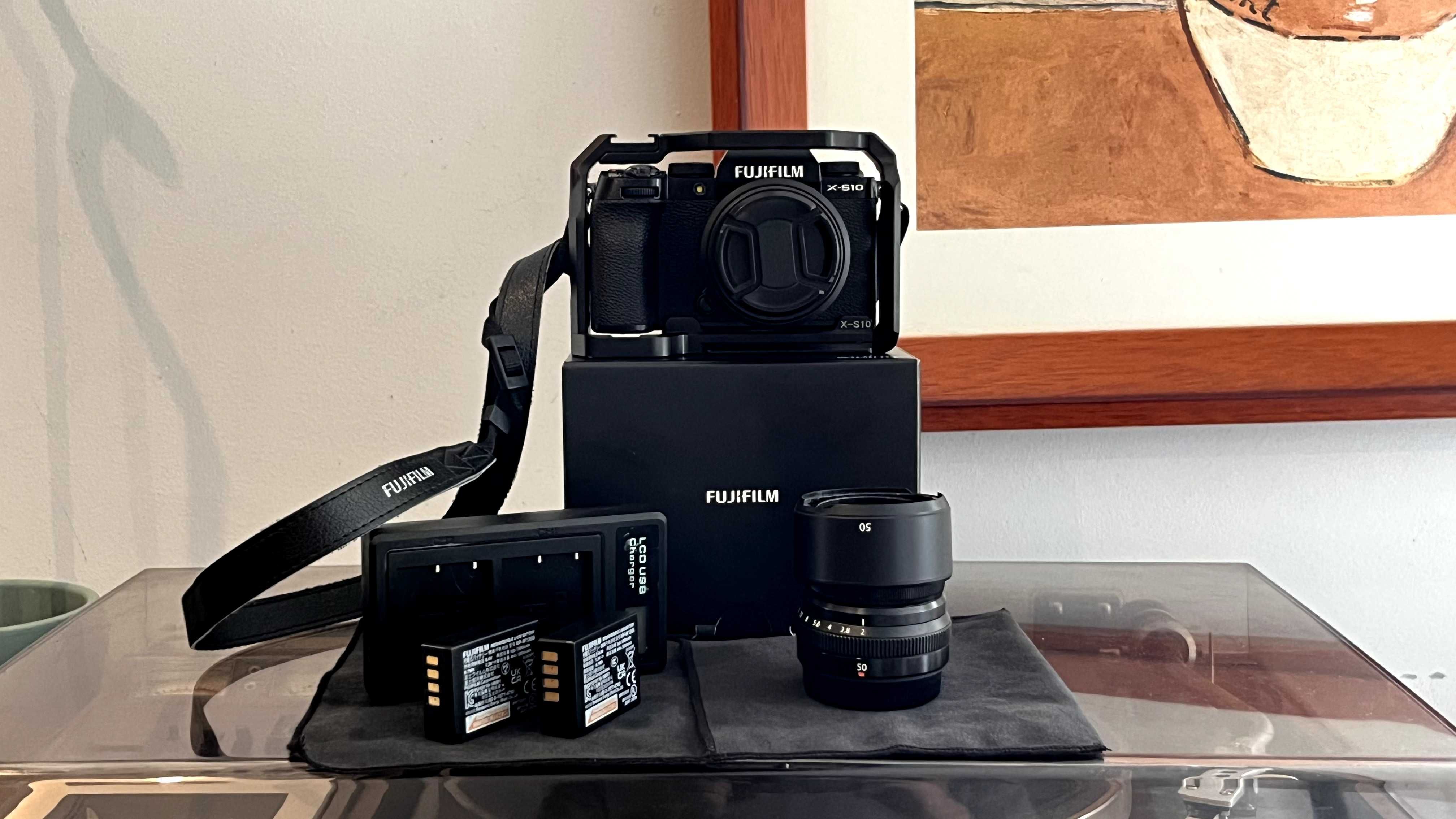 Kit Fuji X-S10 com lentes e acessórios – Excelente estado