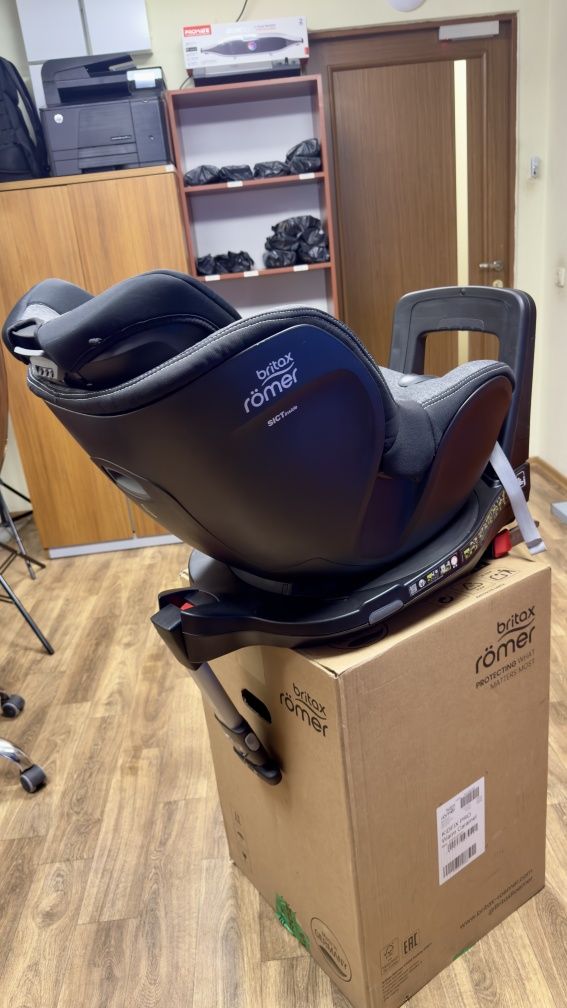 Автокрісло Britax Römer DUALFIX M i-SIZE V22 (Graphite Marble)