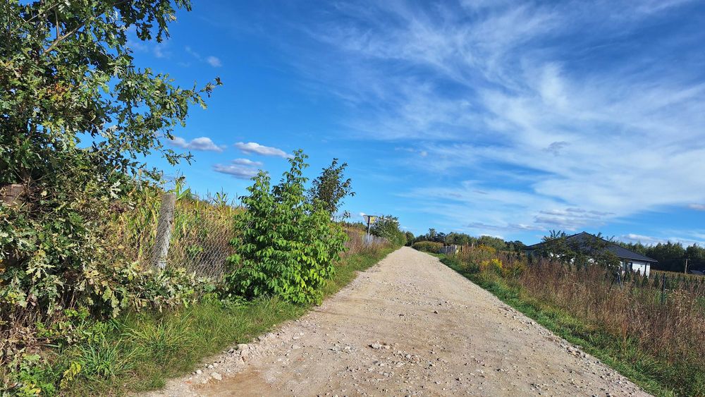 Strobów działka budowlana 1179 m2