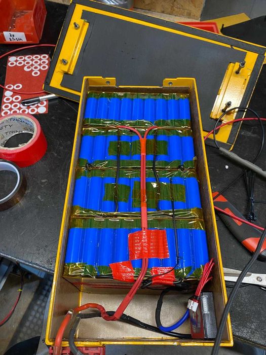 Regeneracja, naprawa akumulatorów do elektronarzędzi, rowerów itp