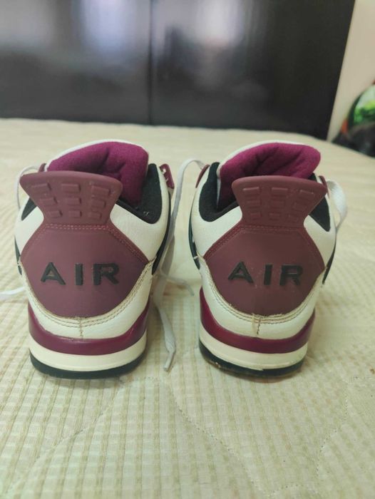 Nike Air Jordan 4 Retro tam 43 em excelente estado