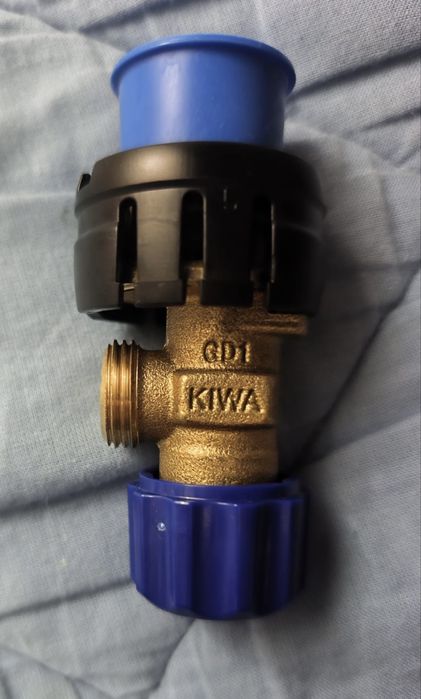 Válvula de ângulo para canalização