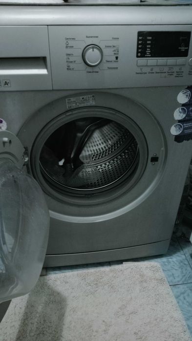 Пральна машина веко