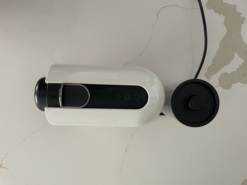 Maquins nespresso para peças- nao funciona