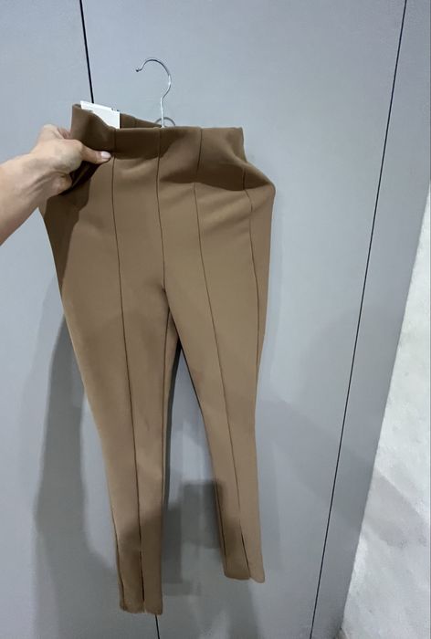 Штани приталені в рубчик Zara