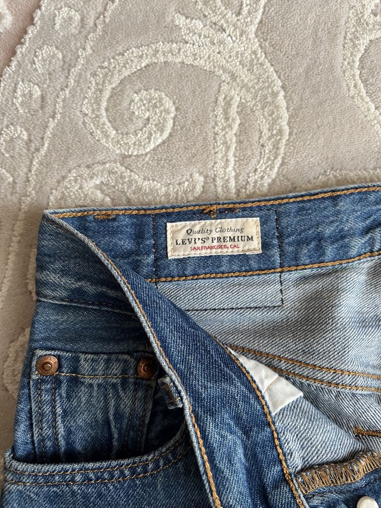 Джинсы Levi’s 501