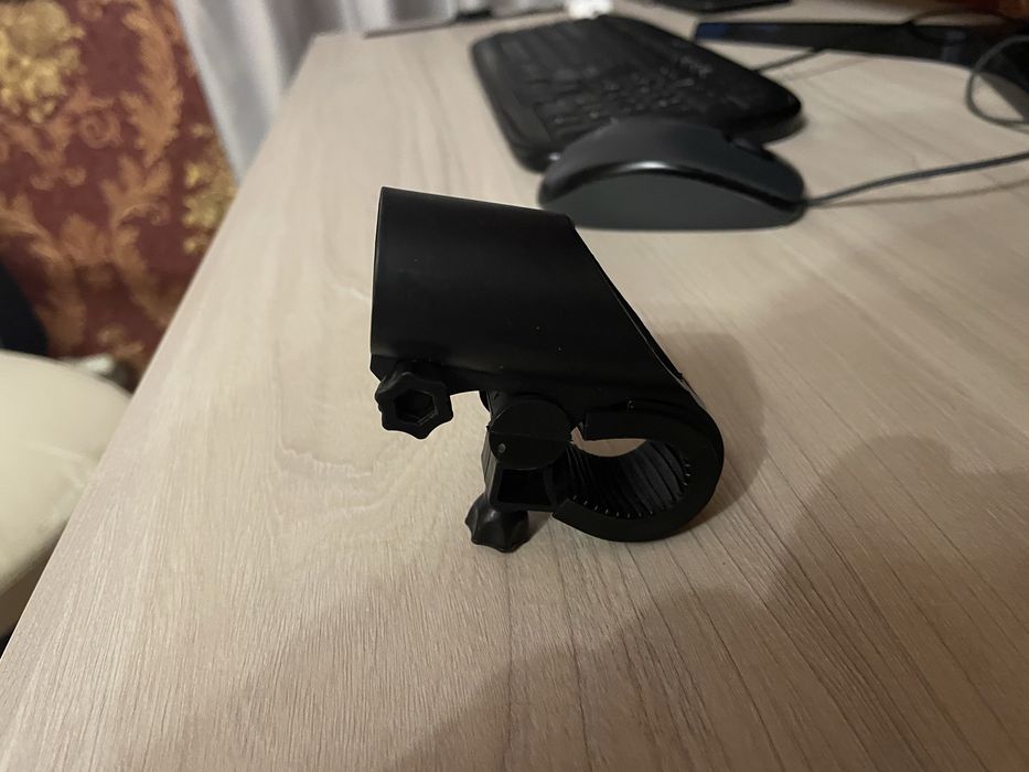 Тримач для велоліхтаря