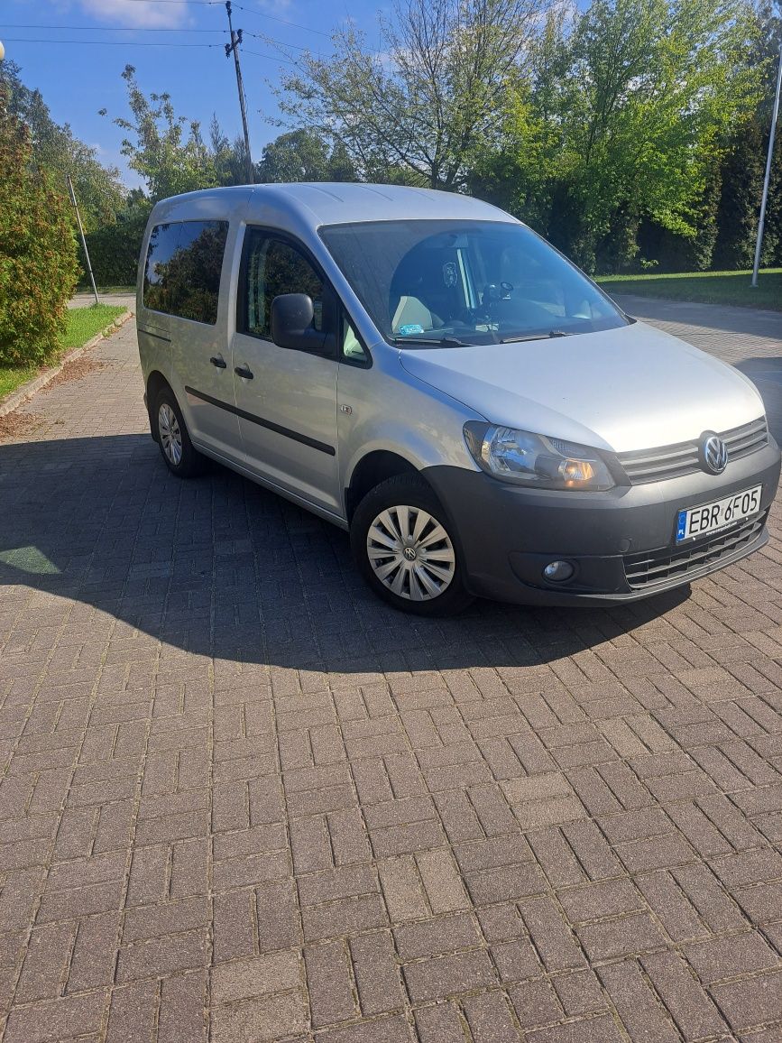Sprzedam VW Caddy 1.6 TDI  rocznik 2012
