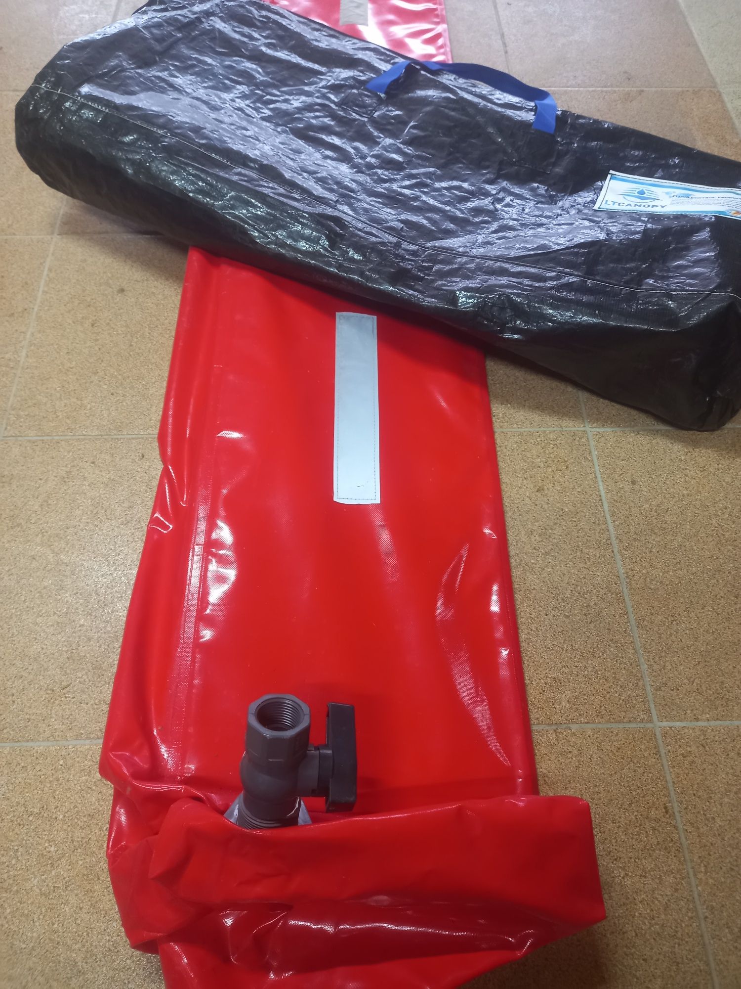 Przemysłowa rura przeciwpowodziowa z PVC,300x30x30cm, czerwona