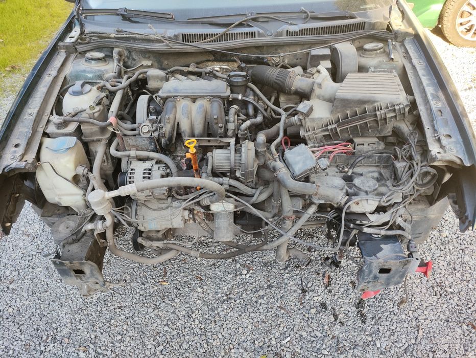 Двигатель мотор Volkswagen Skoda Audi 1.6 mpi