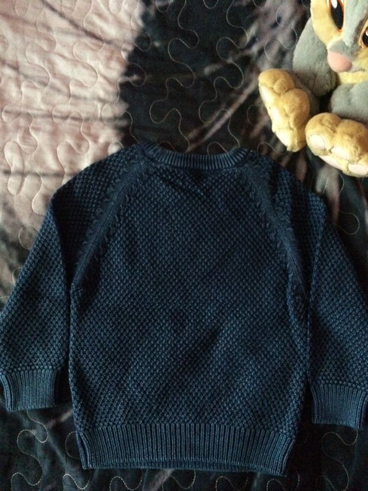 Новий дитячий светр