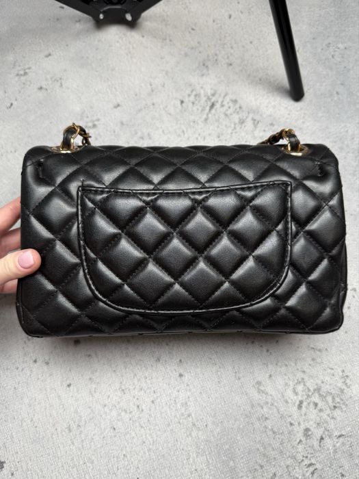 CHANEL Classic Medium Double Flap torebka