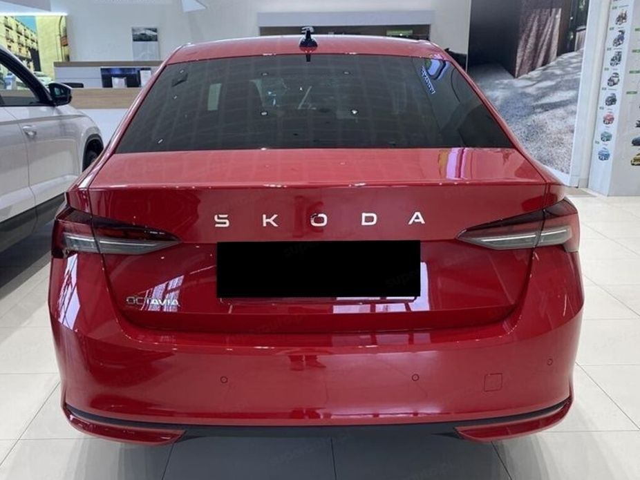Skoda Octavia Edition 130 Selection 1.5 TSI mHEV 150KM DSG