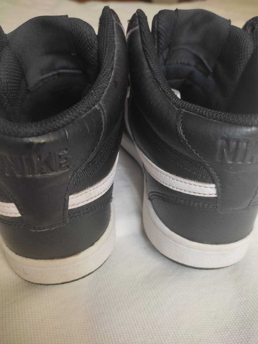 Хайтопи на хлопця Nike шкіра 37 розмір