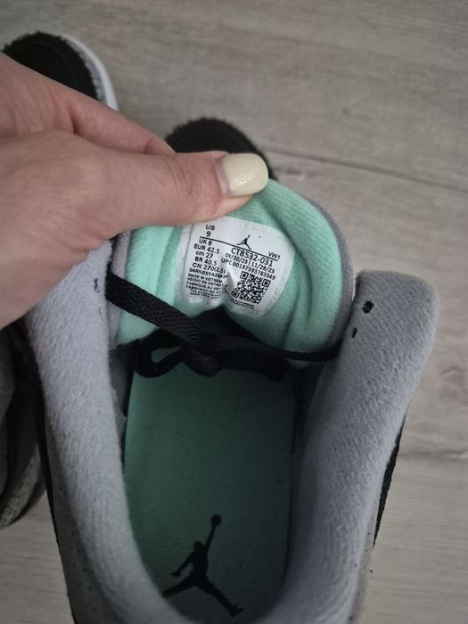Кросівки Air Jordan Retro 3
