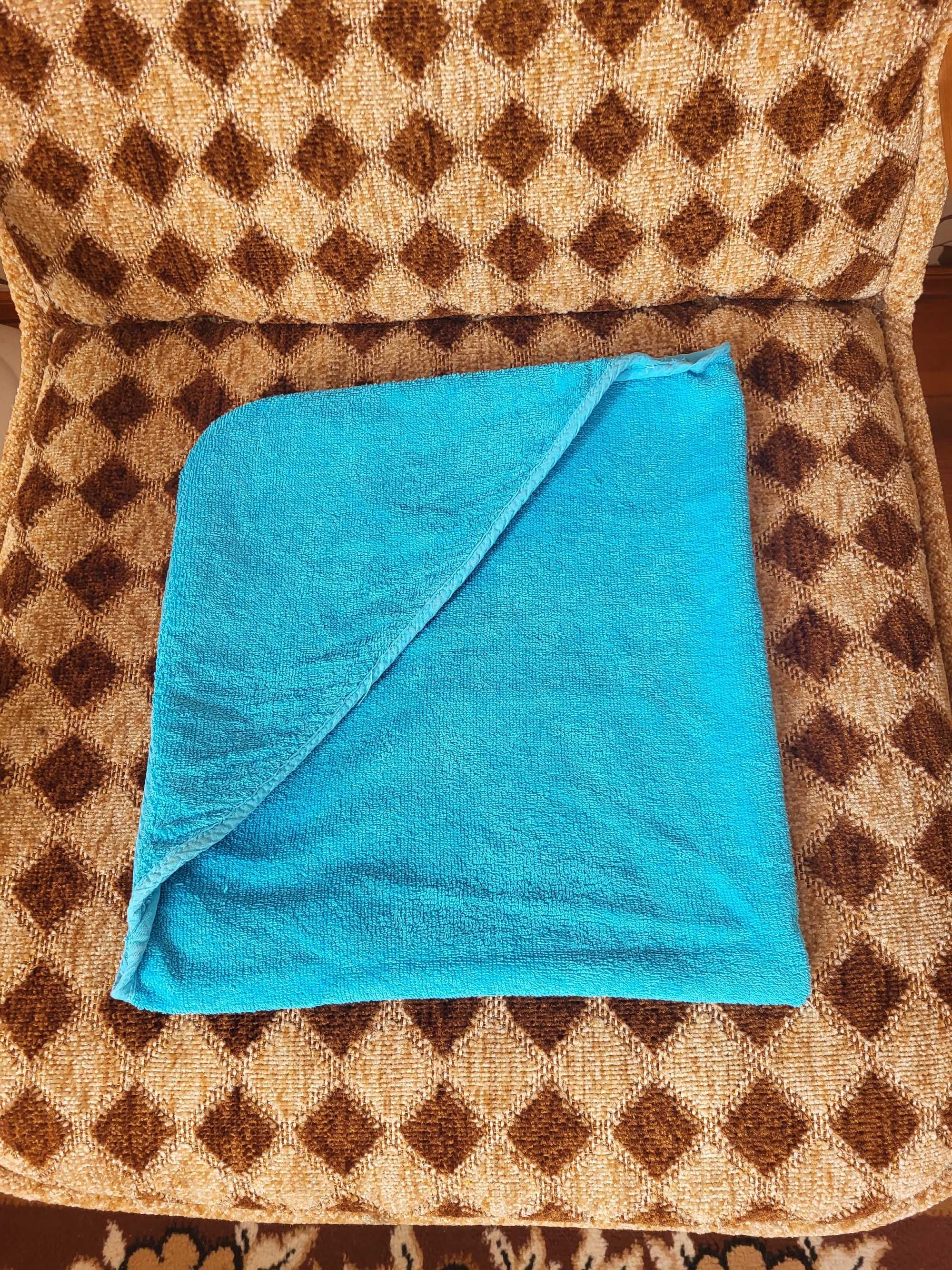 Ręcznik niemowlęcy niebieski