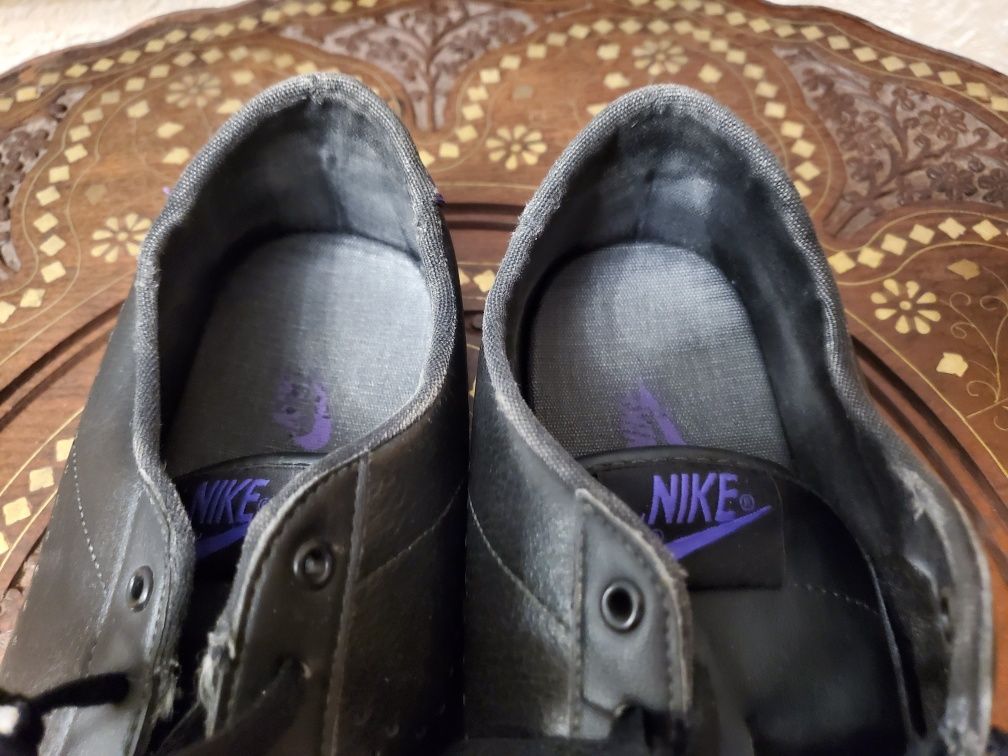 Оригинальные кроссовки Nike, отличное состояние, 27,5см