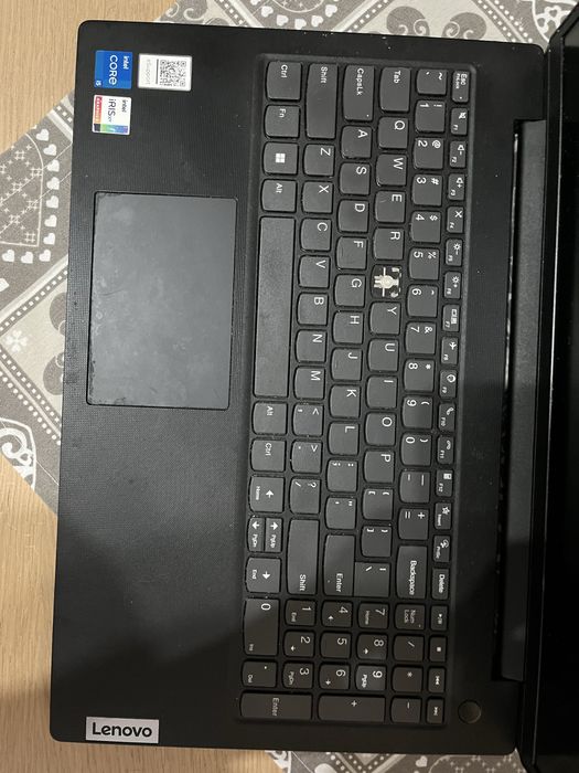 Laptop Lenovo N3JHO844 V15G3IAP CTO Sprzedam/Zamienię na PS5!!