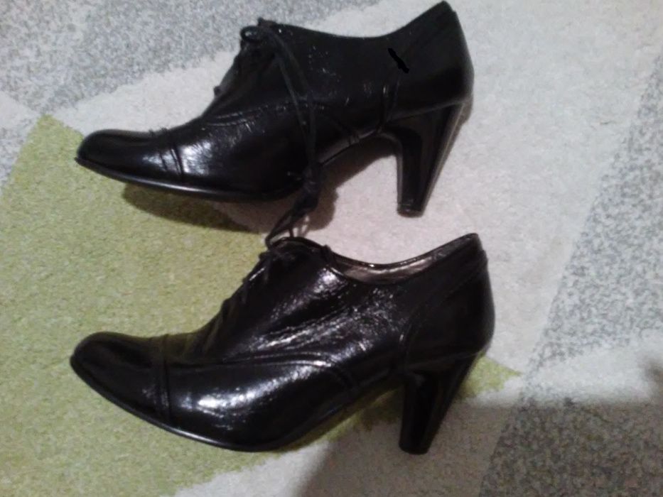 buty czółenka-SKÓRA NATURALNA, botki sznurowane roz.37, obcas 6,5 cm