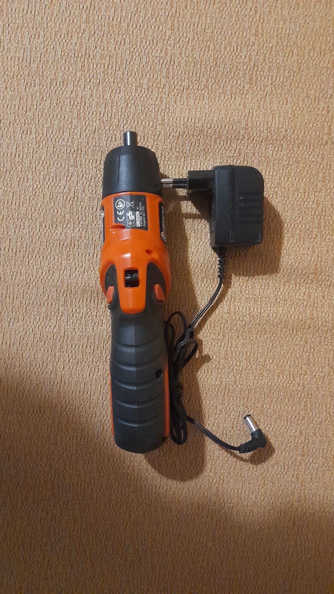 Aparafusadora black & decker