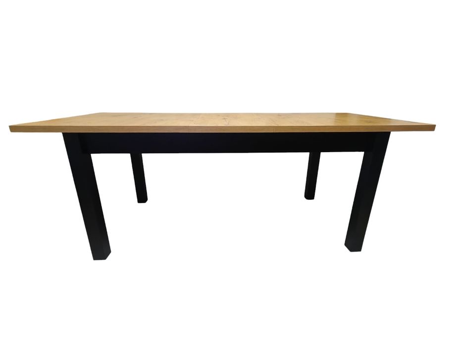 Stół rozkładany z krzesłami