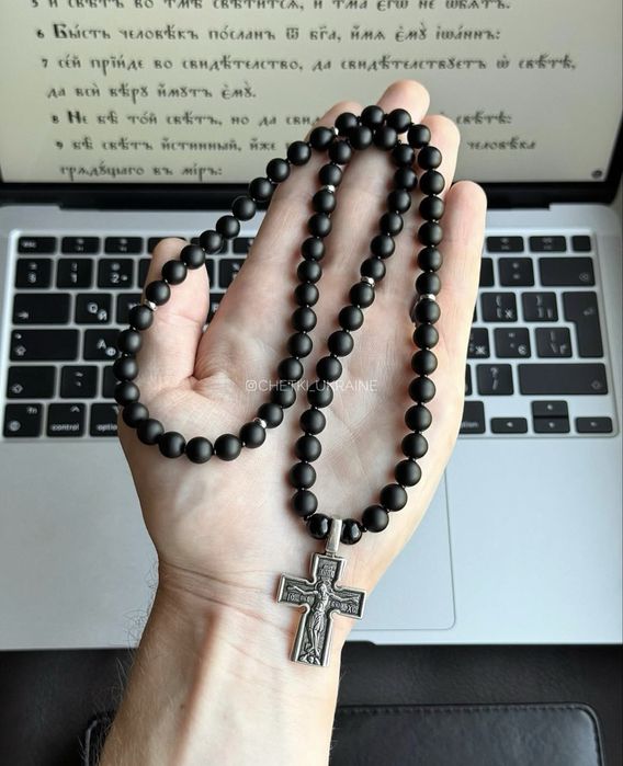Чоловічий хрест на бусах на шию Крест на бусах мужской четки на шею