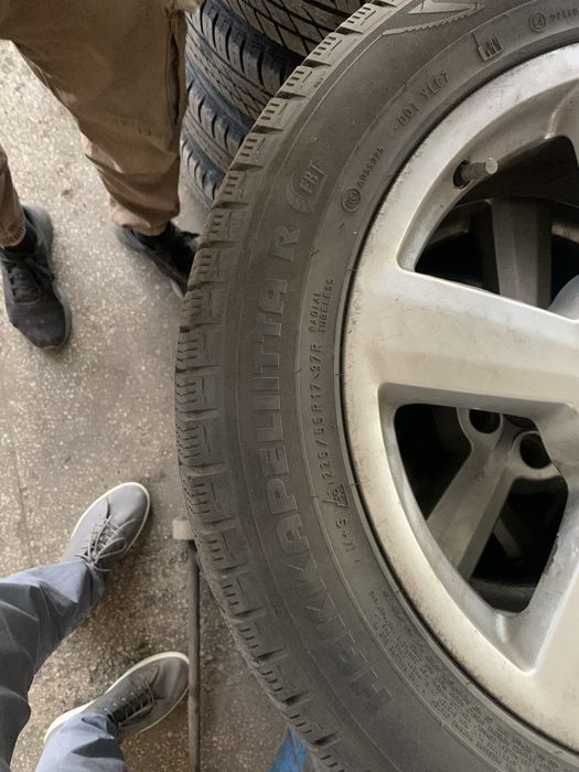 Діски з зимовою резиною на ауді