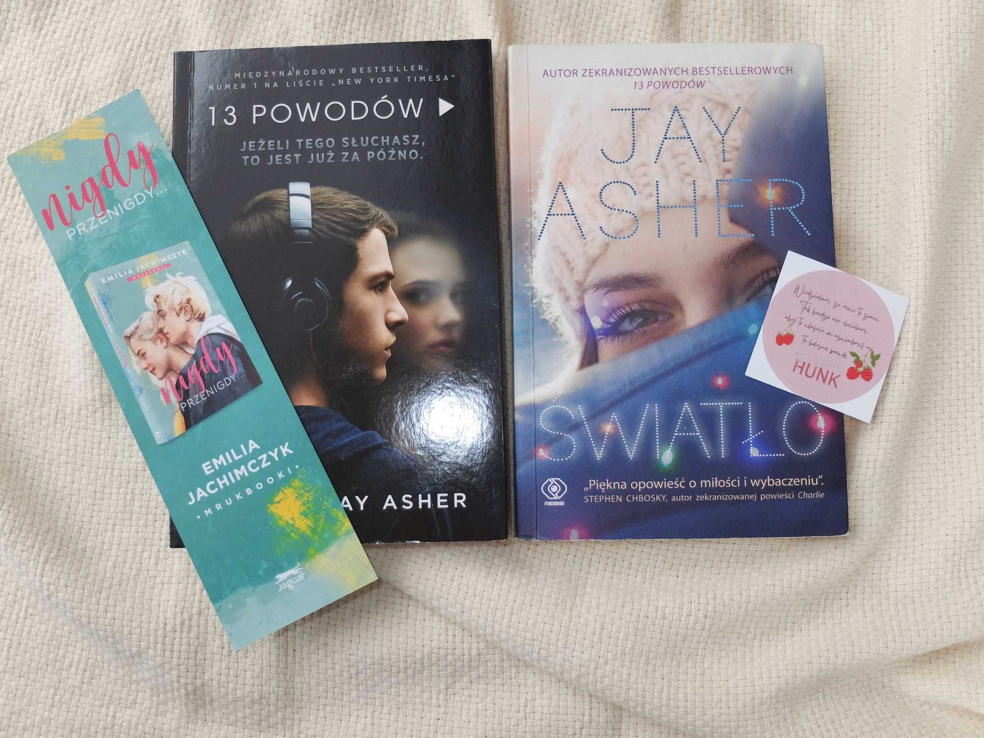 2-pack Jay Asher, 13 powodów i światło + dodatki