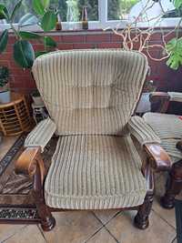Fotel drewniany ozdobne nogi
