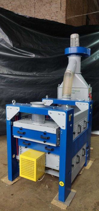 Wialnia do zboża,Czyszczalnia sitowa BISS 12-3, PRZESIEWACZ WIBRACYJNY