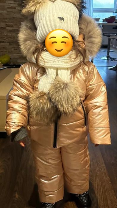 Зимний комбинезон для девочки