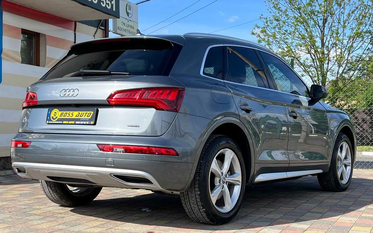 Audi Q5 2019 року