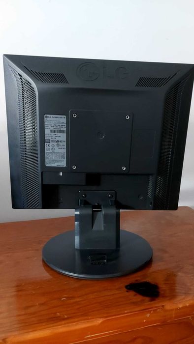 Monitor LG 2005 - A Funcionar - Com Caixa Original64586010006146121