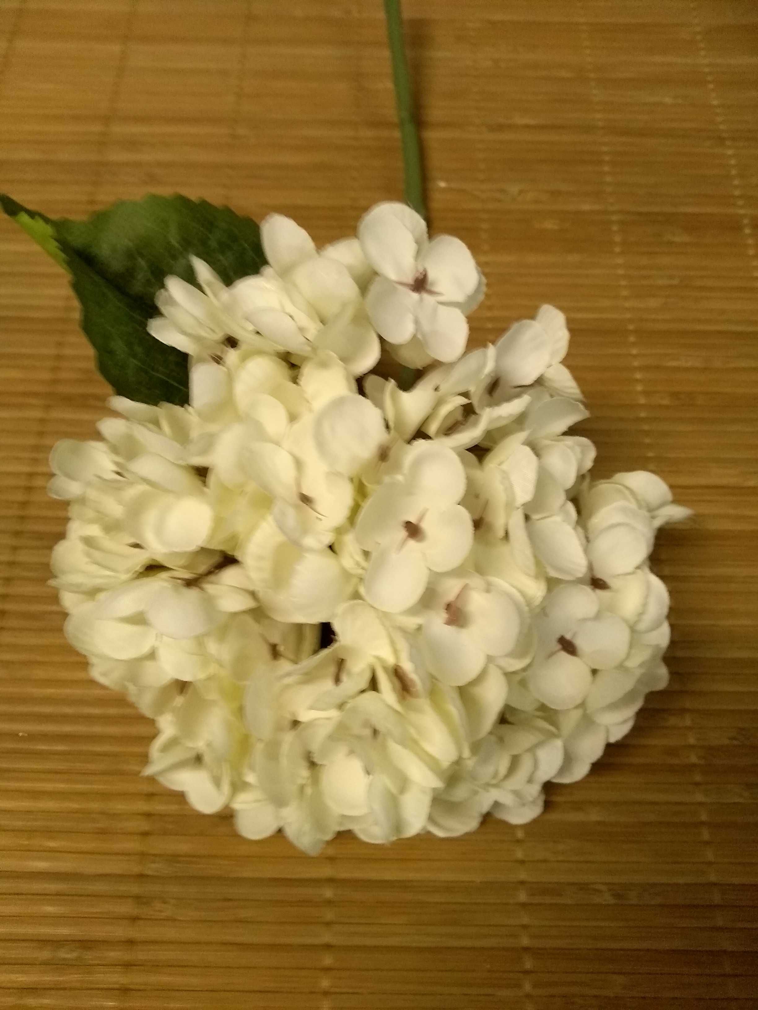 Hortensja gałązka krótka, sztuczne kwiaty