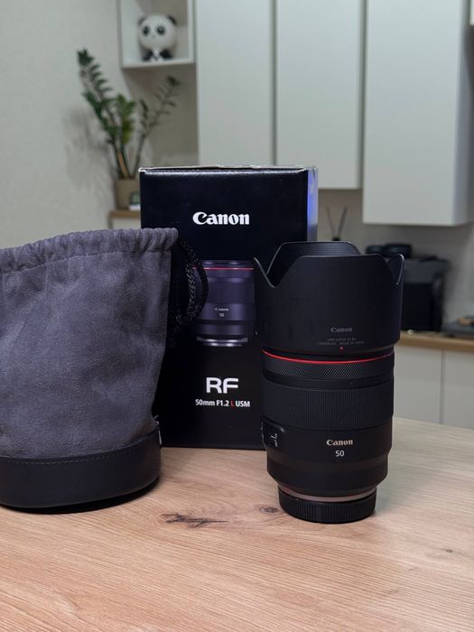 Canon RF 50mm f/1.2L USM