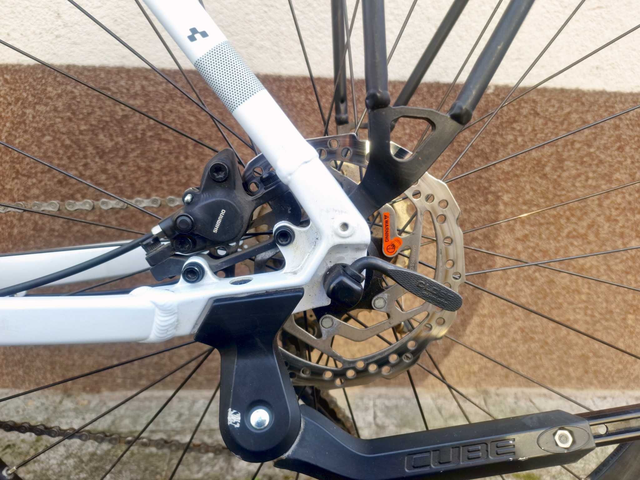 FV23% Rower trekkingowy Cube Nature PRO / rozm L / Deore XT 3x10