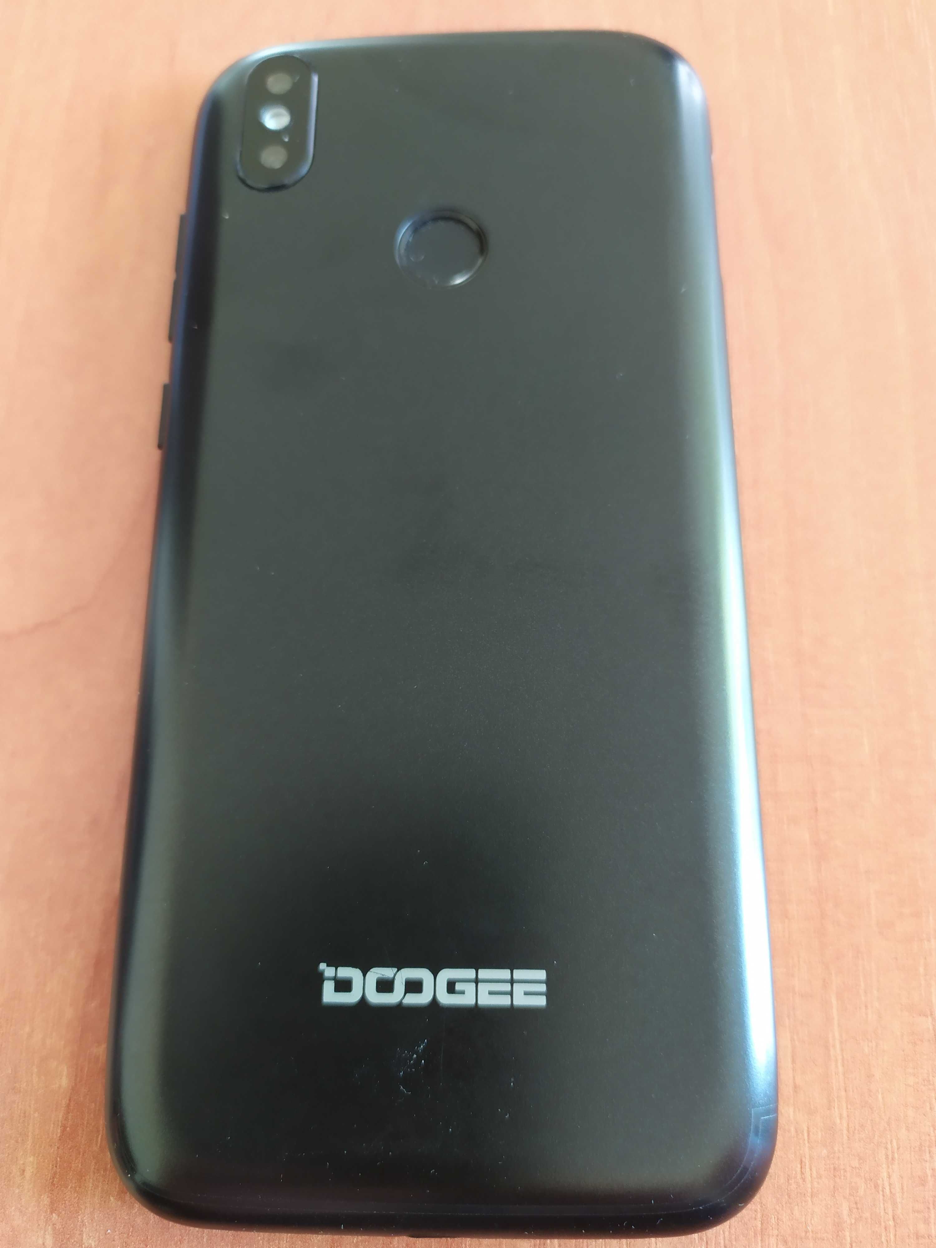 Продам смартфон Doogee BL5500 Lite