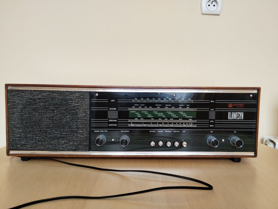 Unitra Diora Klawesyn DML-306 z PRL